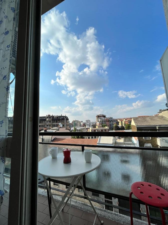 Fondazione Prada Apartment With Balcony Mediolan Zewnętrze zdjęcie